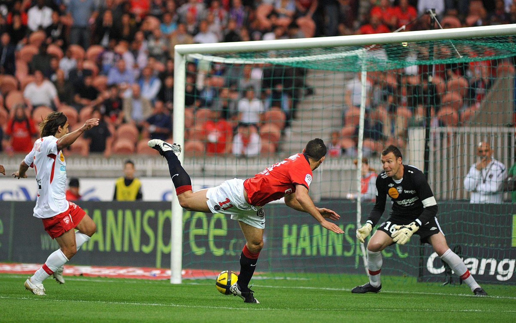 包含欧洲杯资格赛比赛精彩纷呈,球迷赞不绝口的词条 包含欧洲杯资格赛比赛精彩纷呈,球迷赞不绝口的词条