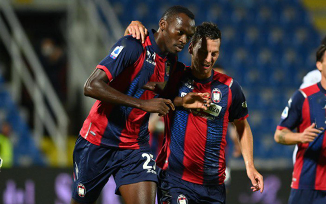 包含卡利亚里队连败影响士气，需尽快调整的词条