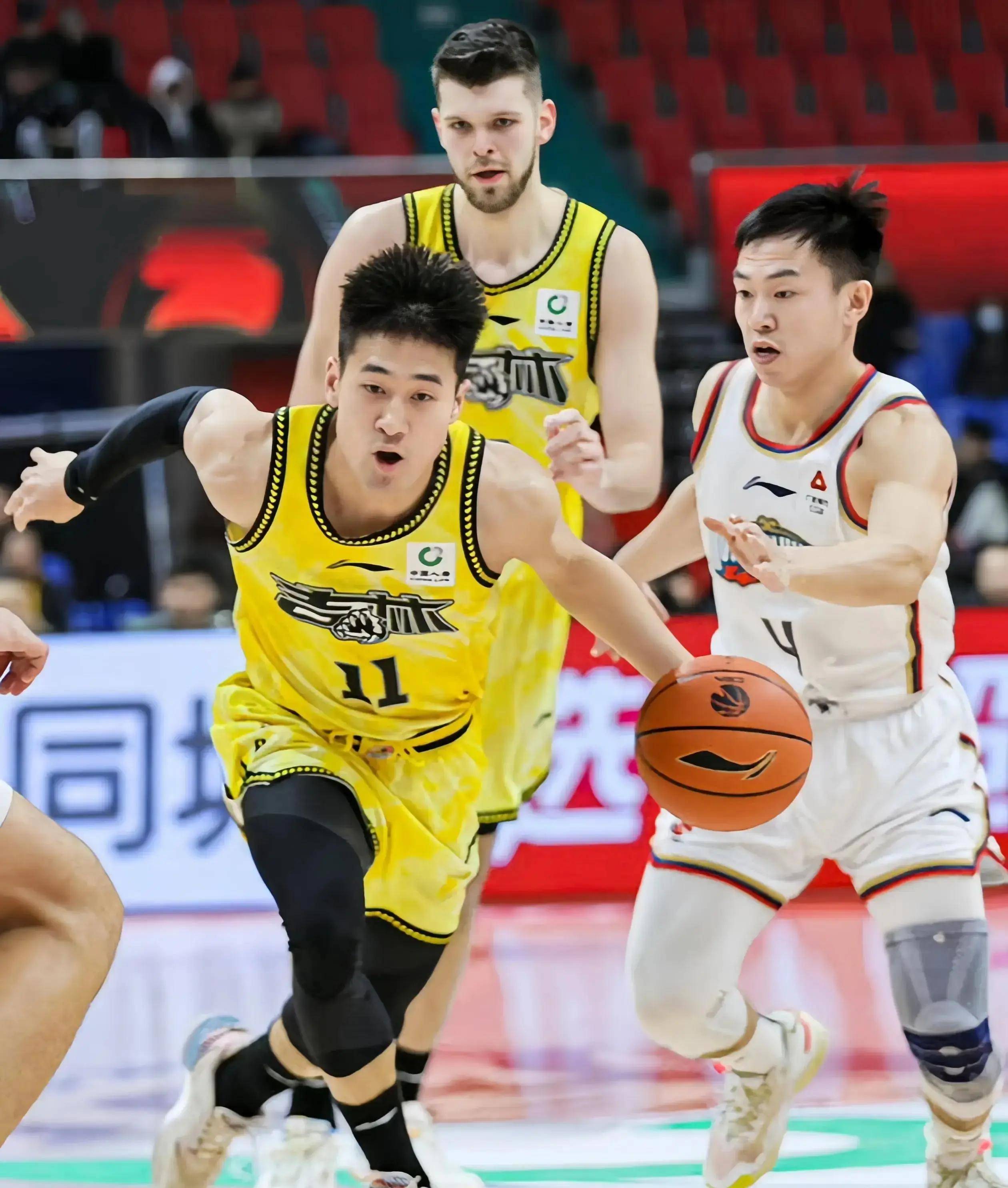 黑龙江队在比赛中凭借实力获胜，备受瞩目的简单介绍