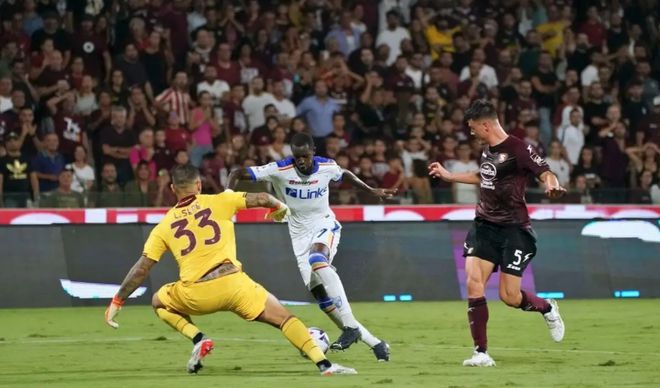 包含罗马客场连胜,意甲前四席位有望的词条 包含罗马客场连胜,意甲前四席位有望的词条