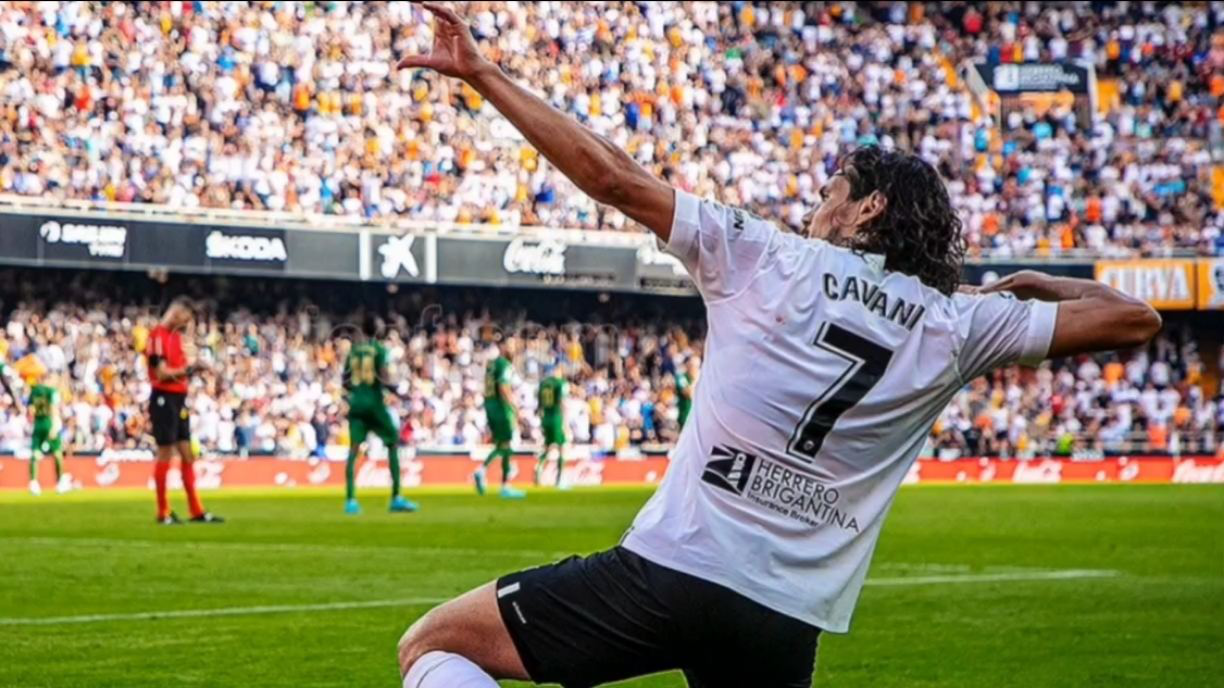 卡瓦尼连续破门，助巴黎豪取三分的简单介绍