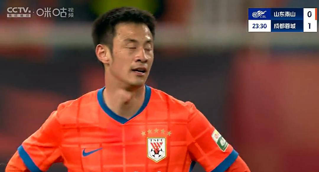 球员个人行为引发争议，球队形象受损