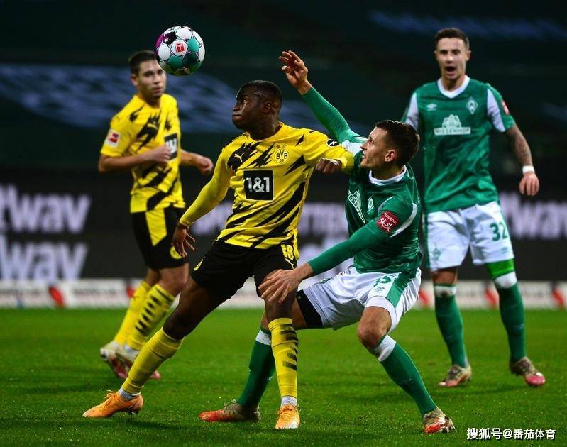 巴伦西亚换帅再败，球队危机重重的简单介绍