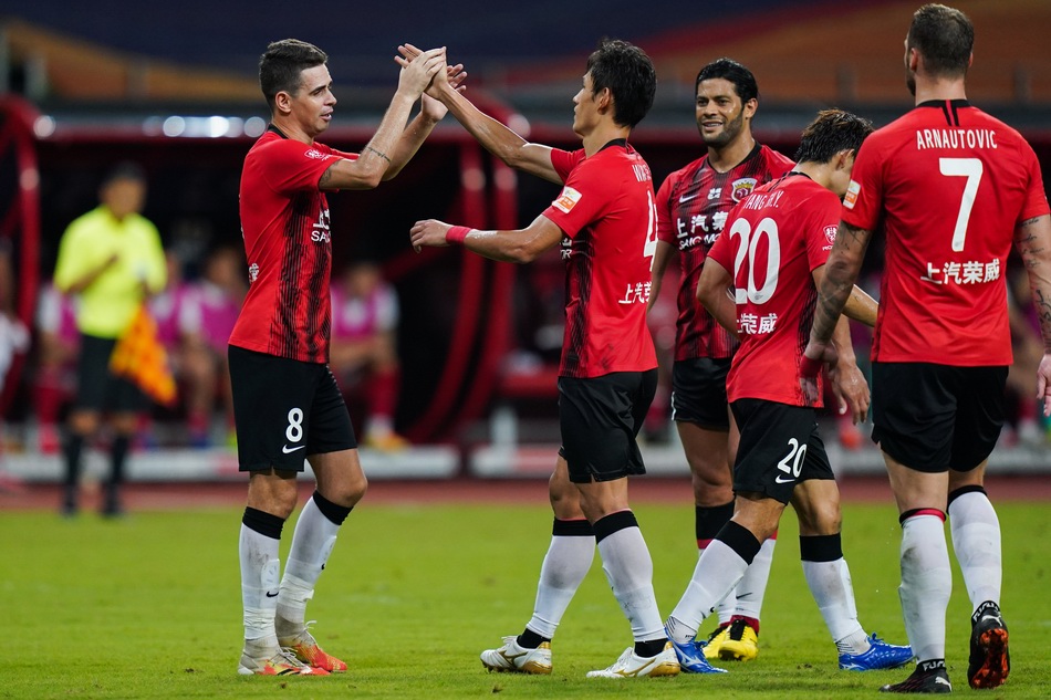 青岛黄海主场战平上海申鑫，保持不败势头的简单介绍