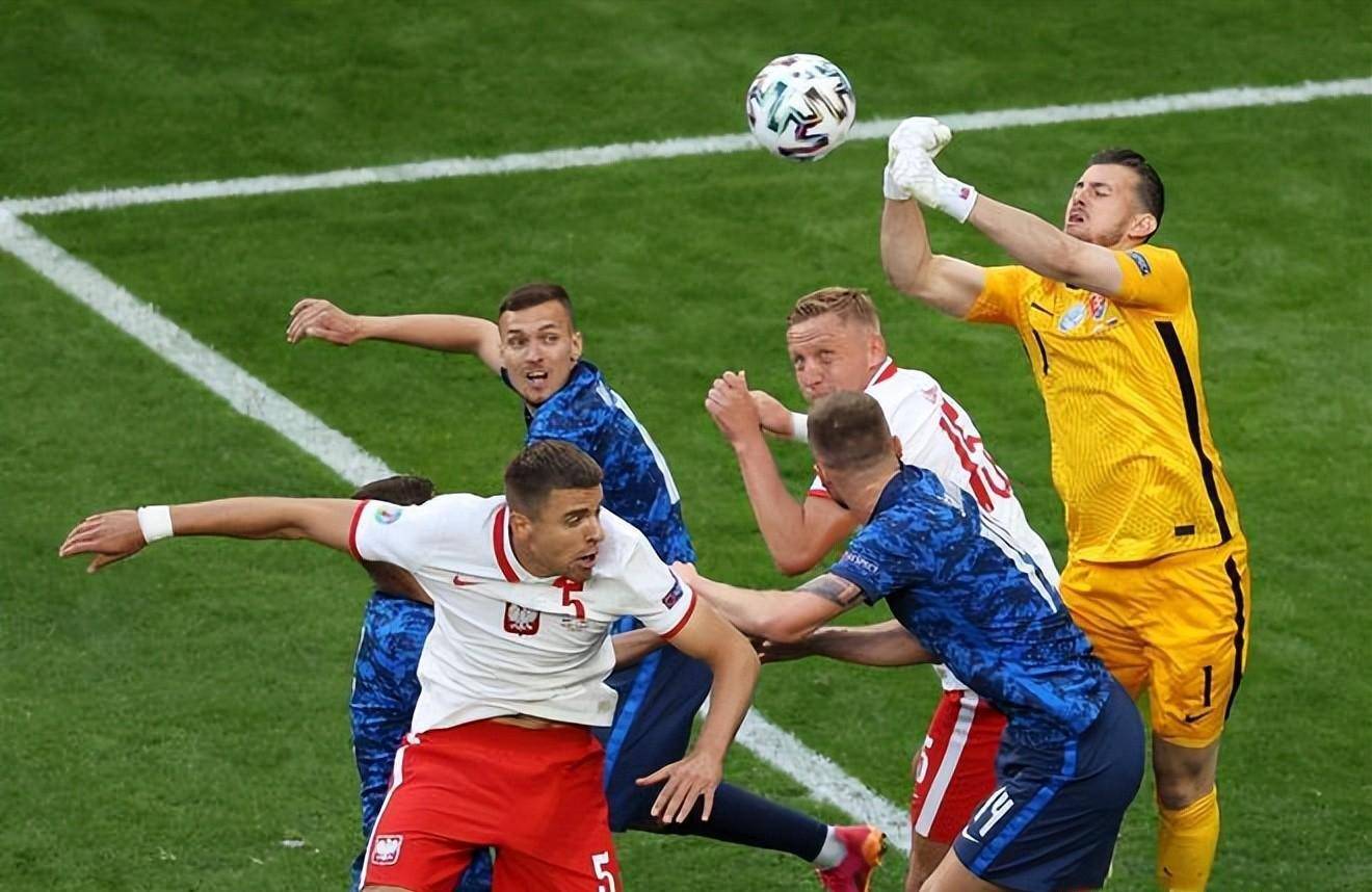 包含卢森堡客场逼平里昂，取得不可思议的一分的词条