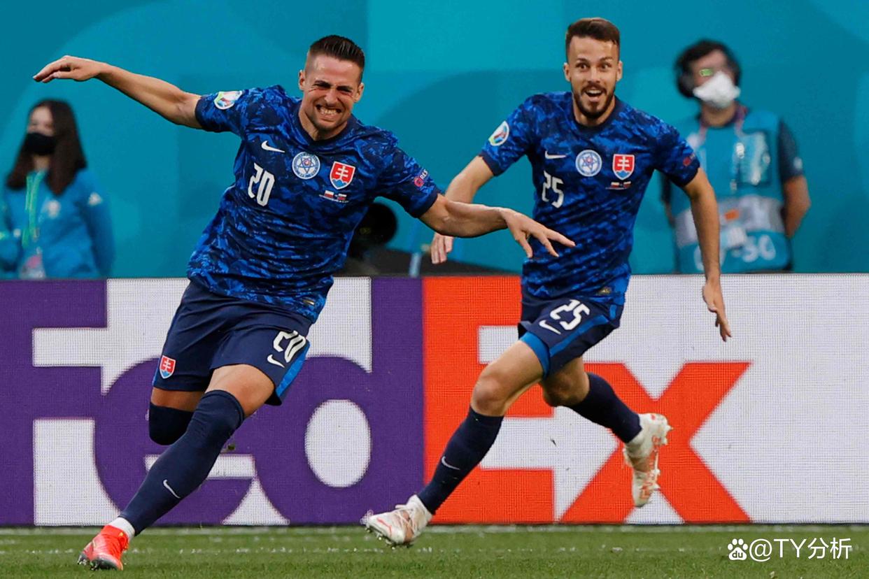 斯洛文尼亚客场不敌斯洛伐克，小组前景堪忧