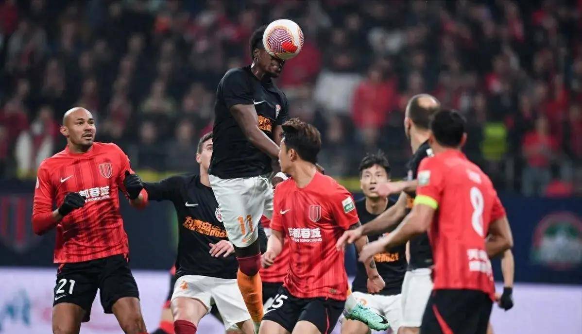 SHR绝杀CLG，Peanut操刀奇招英雄翻盘成都决赛之夜2:0（上海）