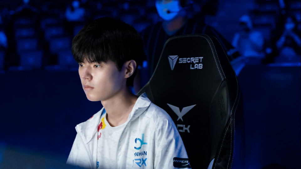 DRX轻取TL，Deft打出惊人五杀小组赛3:1（成都）