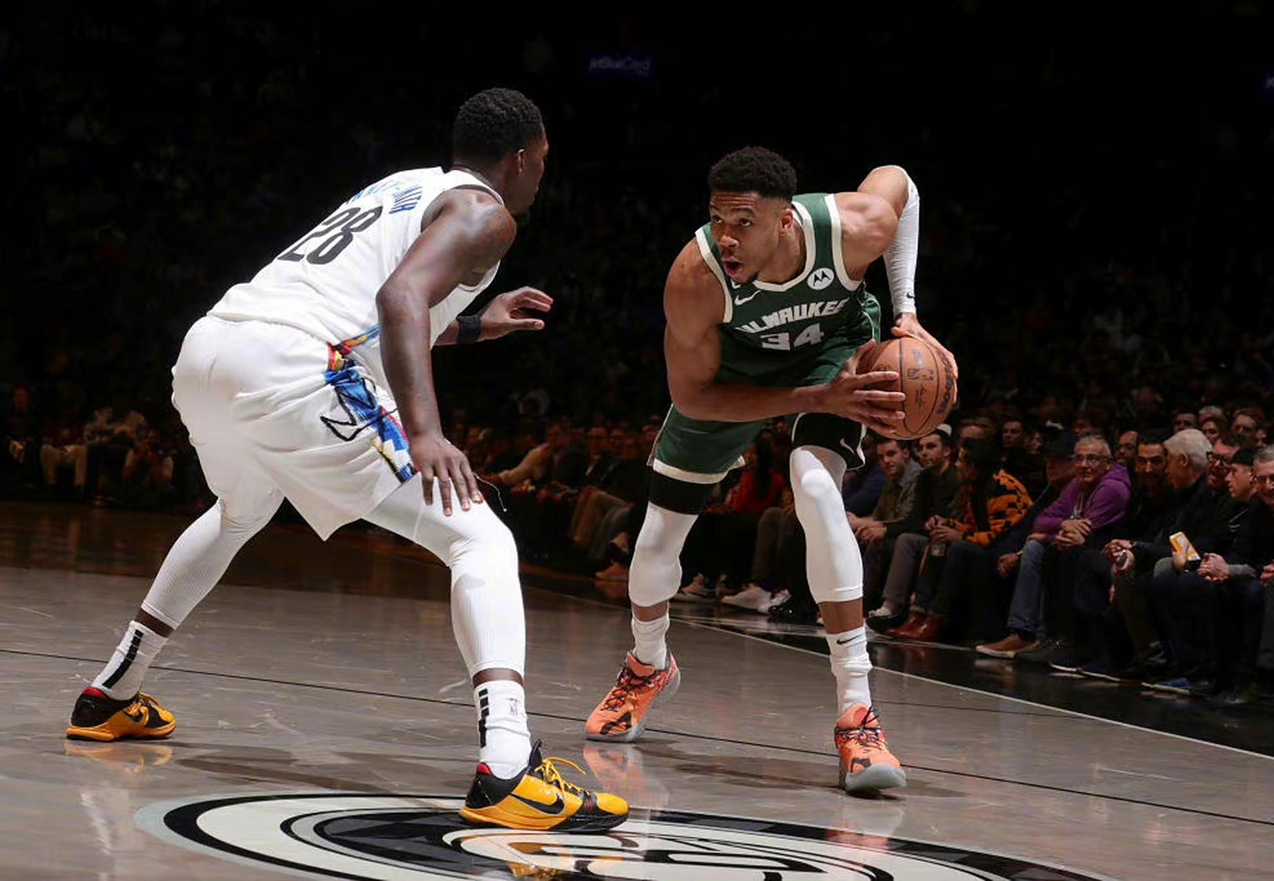 关于篮网险胜雄鹿，喜迎连胜的信息