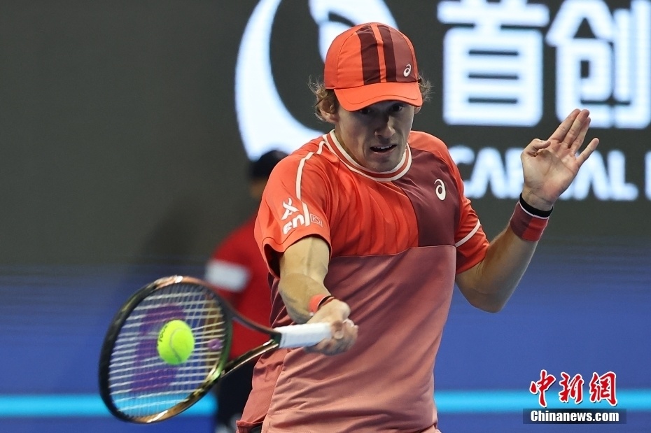 包含美国网球队横扫日本网球队，穆雷绝境逆转的词条