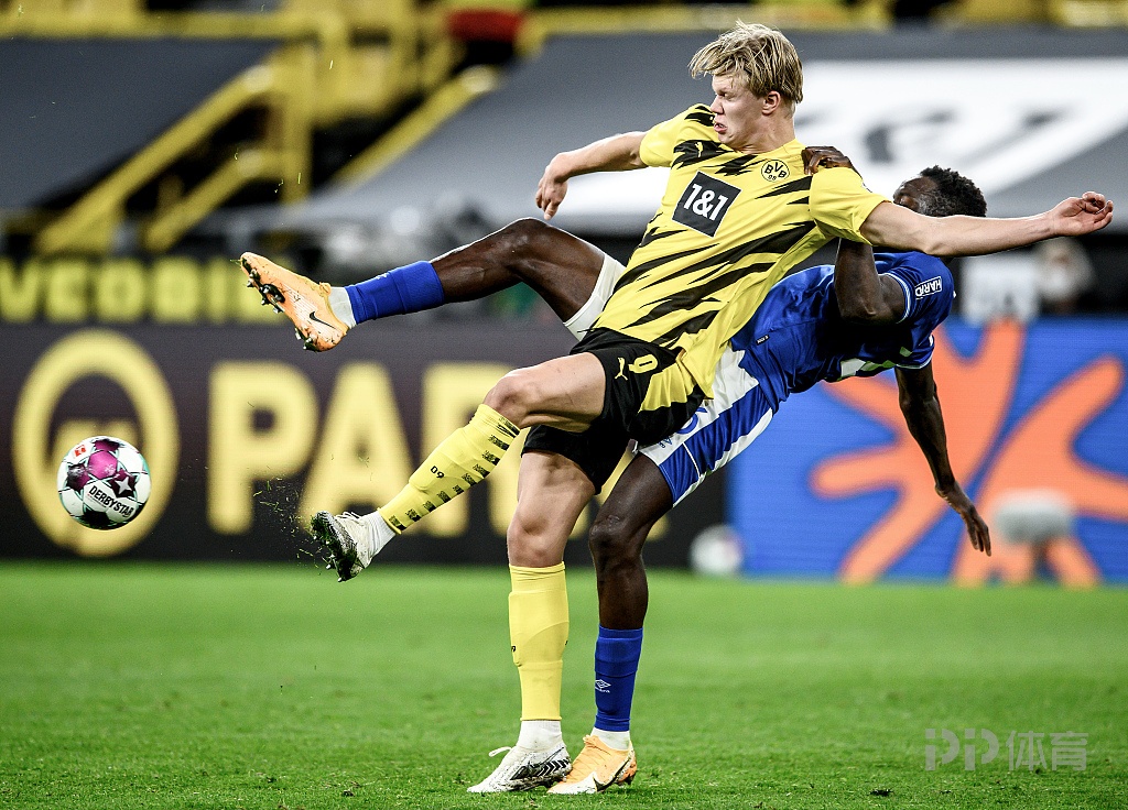 哥伦比亚绝杀摩洛哥，哈兰德关键制胜